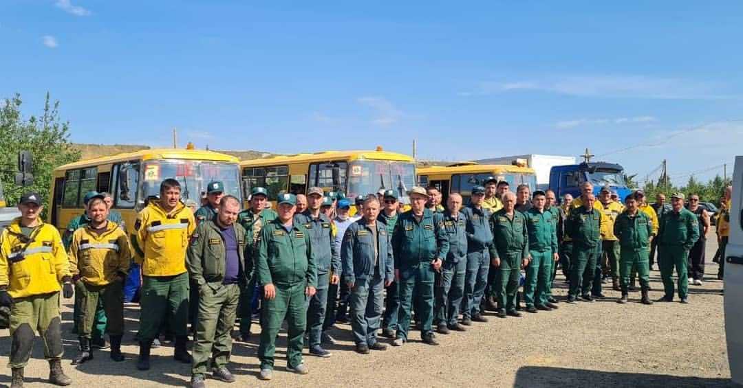 В Сунтарский район Якутии для ликвидации лесных пожаров прибыли 95 сотрудников «Авиалесоохраны»