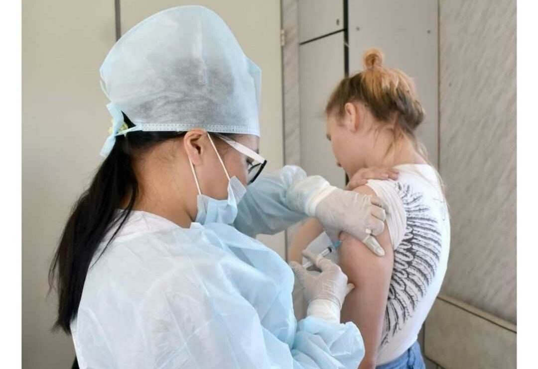 Вакцинация в Олекминском районе Якутии: медики делают все возможное для удобства населения
