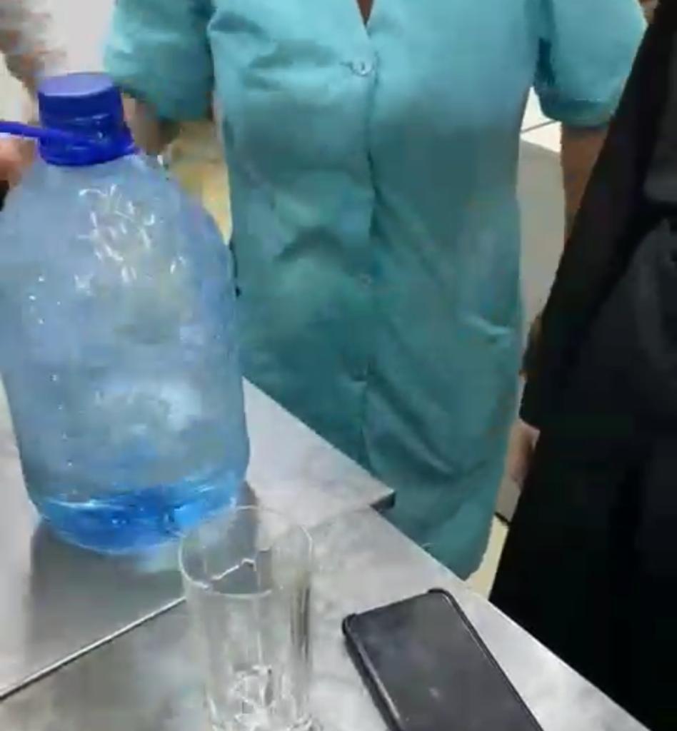 В ресторане Якутска ребенку вместо воды дали антисептик. Возбуждено уголовное дело