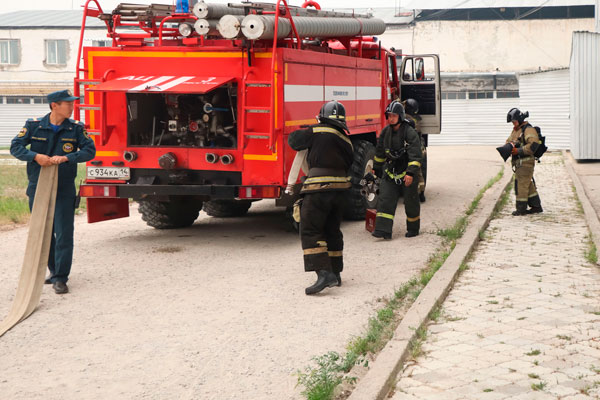 В СИЗО Якутии прошли пожарно-тактические учения