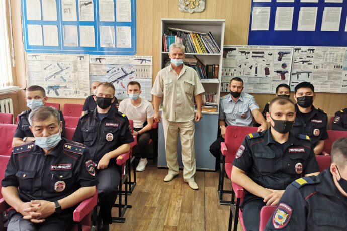 Транспортные полицейские Якутии приняли участие в мероприятии "Мы против коррупции"