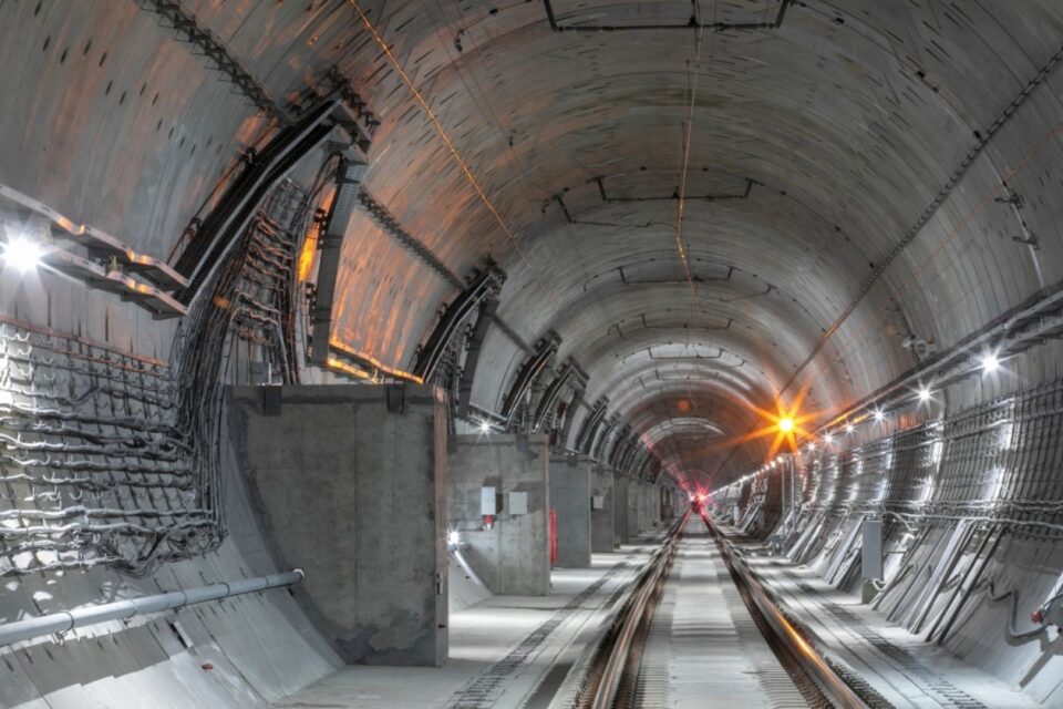 В Бурятии открылся крупнейший объект модернизации БАМ – Байкальский тоннель