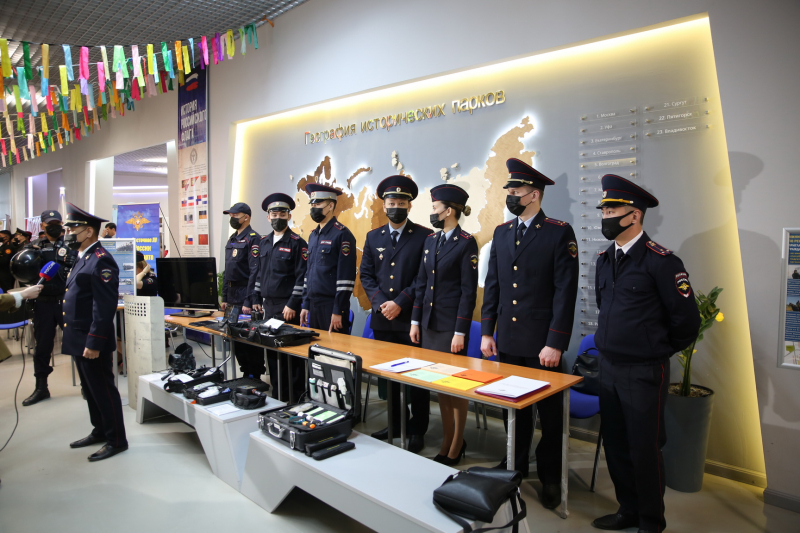 На военно-техническом форуме «Армия-2021» в Якутске представили современную работу полицейских