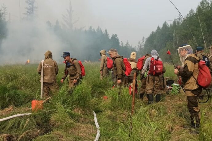 За сутки в Якутии ликвидировали десять лесных пожаров