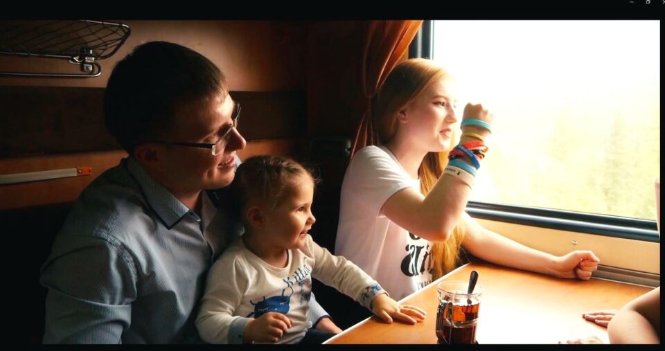 Семейным пассажирам доступна льгота в купейных вагонах АК «Железные дороги Якутии»