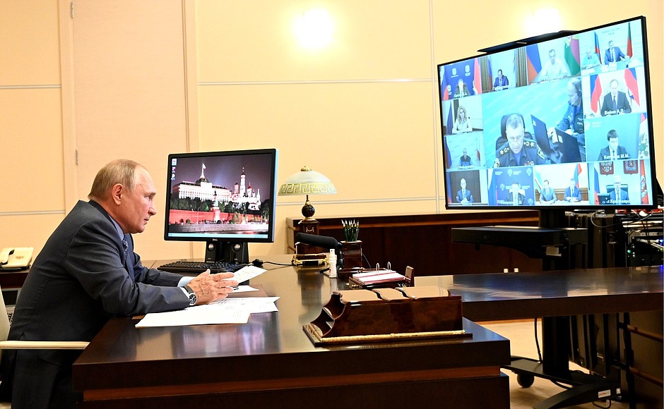 Глава Якутии принял участие в совещании Президента России