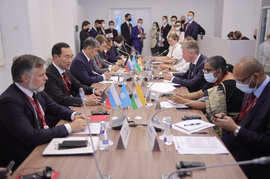 Глава Якутии и министр торговли и промышленности Индии обменялись предложениями по сотрудничеству
