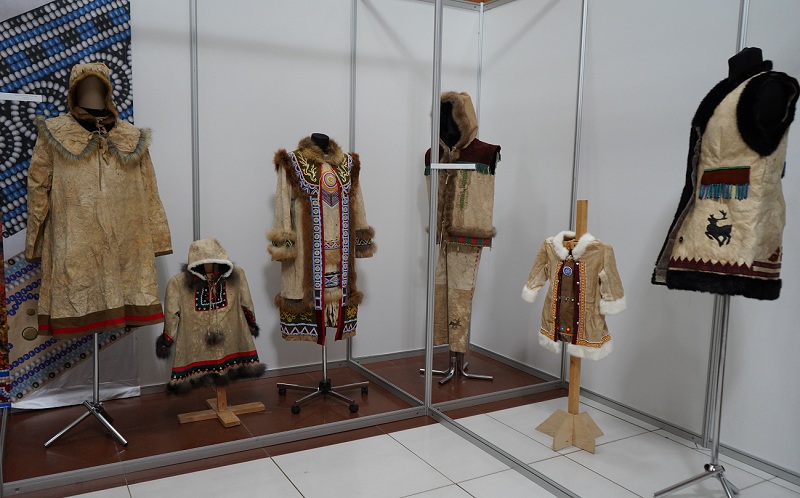 Выставка декоративно-прикладного искусства эвенского народа проходит в Якутске