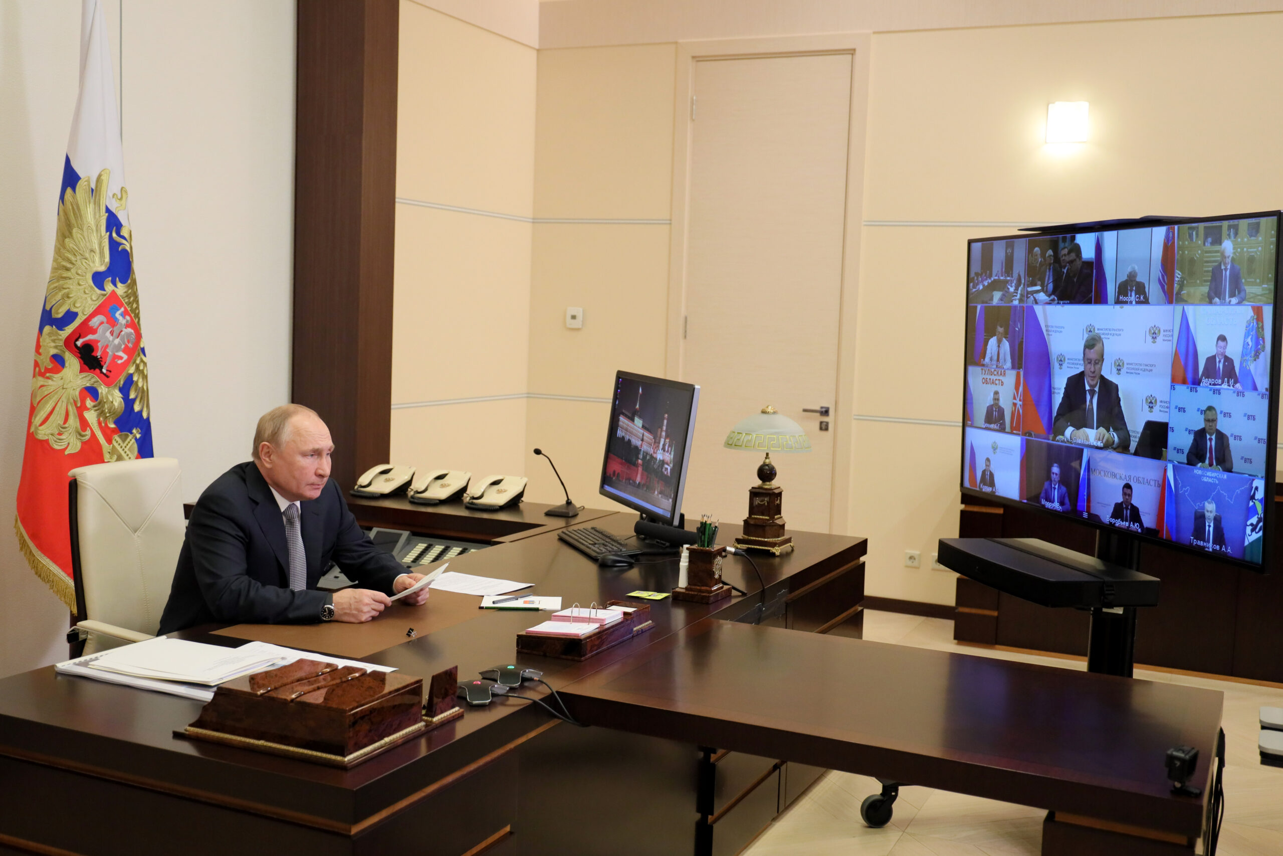 Глава Якутии на заседании Госсовета озвучил вопросы круглогодичной доступности федеральных автодорог