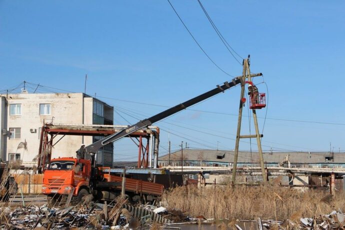 Энергетики завершают капитальный ремонт линии в Сайсарском округе Якутска