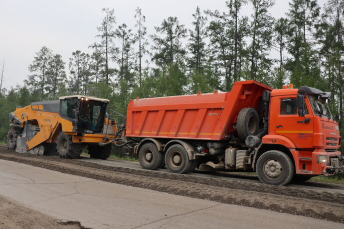 В Якутии успешно применяют новые дорожные технологии по нацпроекту «Безопасные качественные дороги»