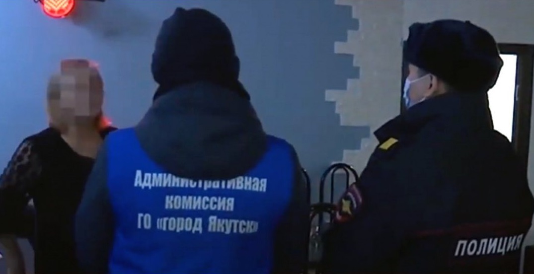 В Якутске проверено 17 заведений на соблюдение санитарных требований и допуска по QR-кодам