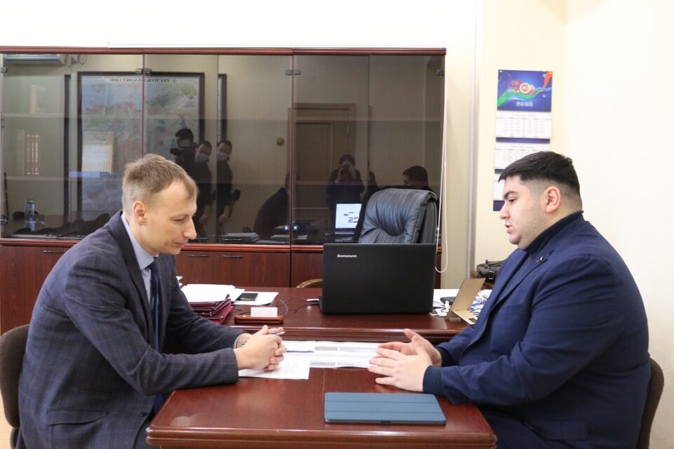И.о министра экологии Якутии встретился с депутатом Госдумы РФ