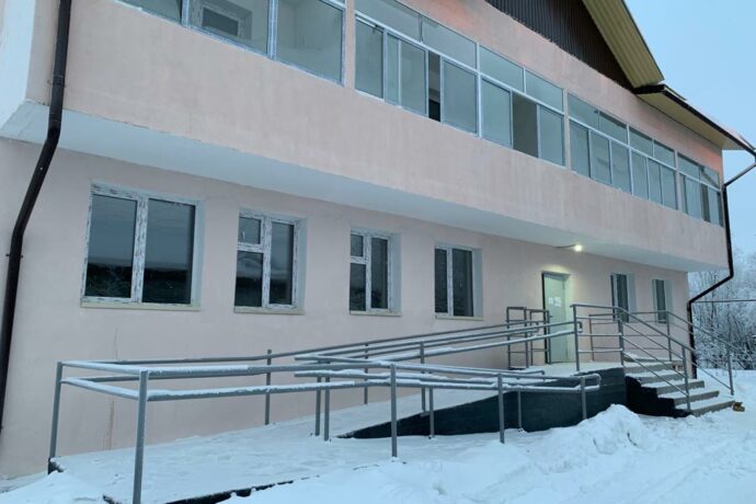 В Якутии под контролем судебных приставов 11 детей-сирот получили квартиры