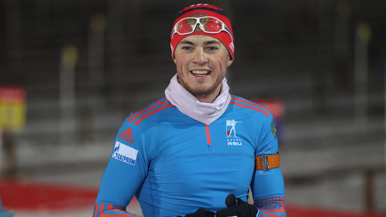 Российский биатлонист Антон Бабиков стал победителем индивидуальной гонки на этапе Кубка мира