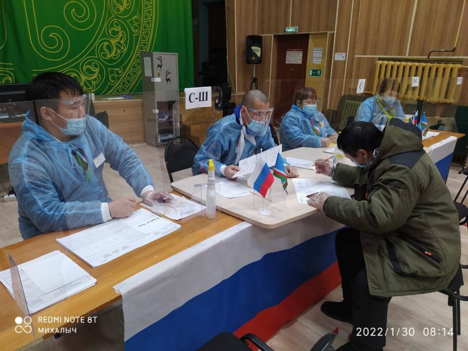 Дмитрий Аммосов набрал более 71% голосов на выборах главы Момского района в Якутии