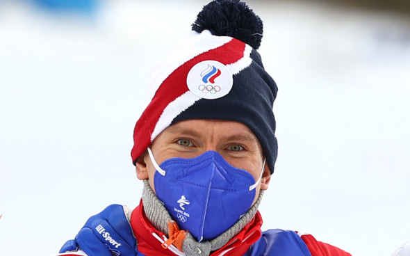 Российский лыжник Большунов завоевал серебро на гонке 15 км на Олимпиаде
