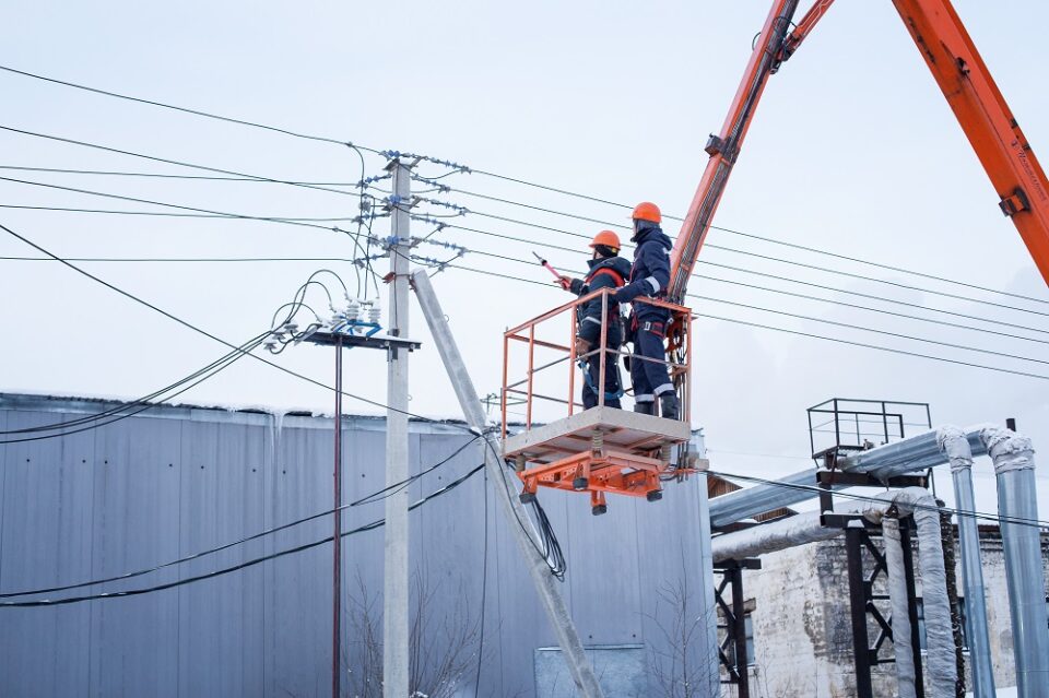 Энергетики восстановили электроснабжение Якутска