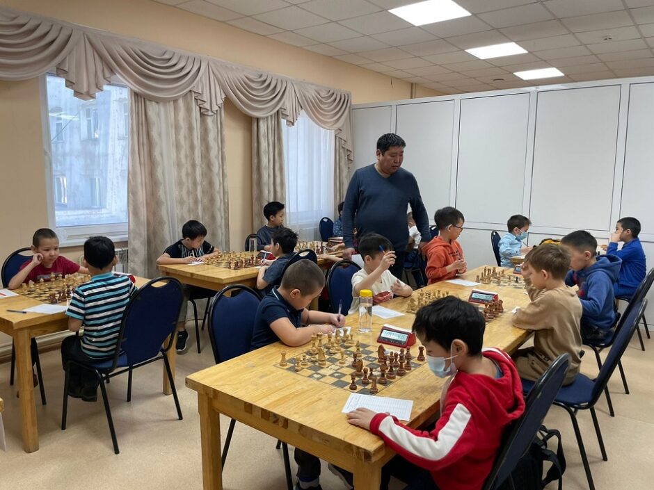 В Якутске стартовали крупные шахматные соревнования для детей и молодежи