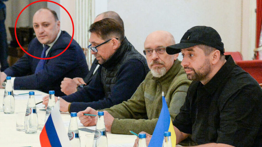 В Киеве убили участника первых переговоров между Россией и Украиной