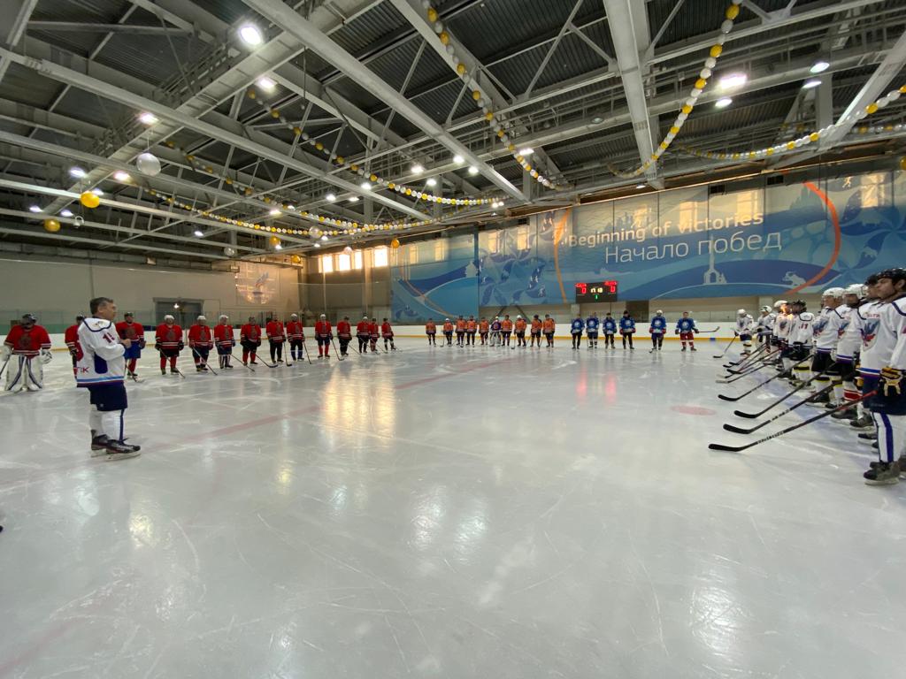 В Якутии стартовал чемпионат республики по хоккею среди мужских команд