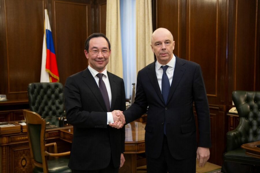 Глава Якутии и министр финансов РФ обсудили антикризисную программу поддержки экономики региона