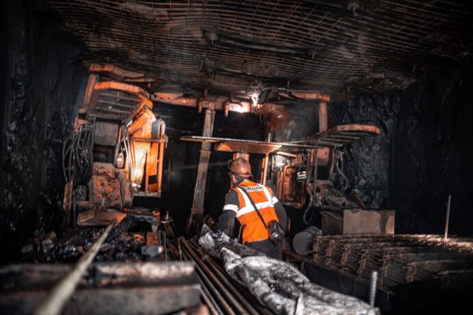 На шахте "Денисовская" приступили к восстановлению технологических процессов после землетрясения