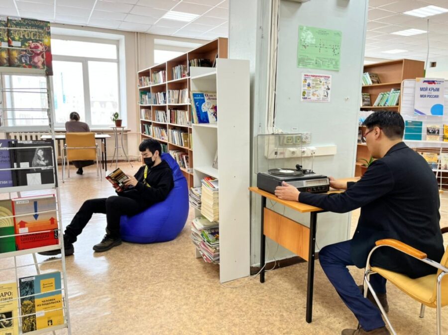 В Национальной библиотеке Якутии открыли пространство «Free Library»
