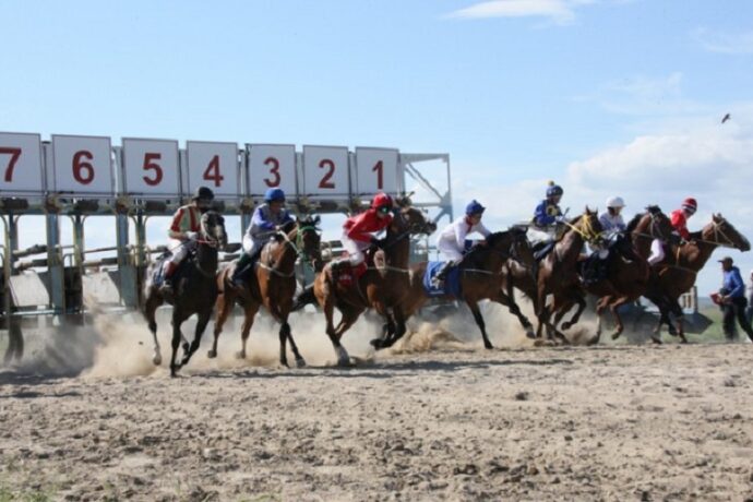В Амгинском улусе Якутии откроют сезон конных скачек