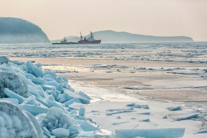 Эксперты: Санкции станут стимулом для развития Арктики