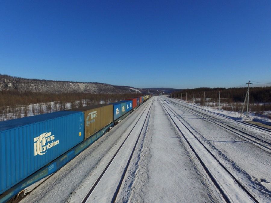 В Якутию прибудут 400 вагонов с продовольствием