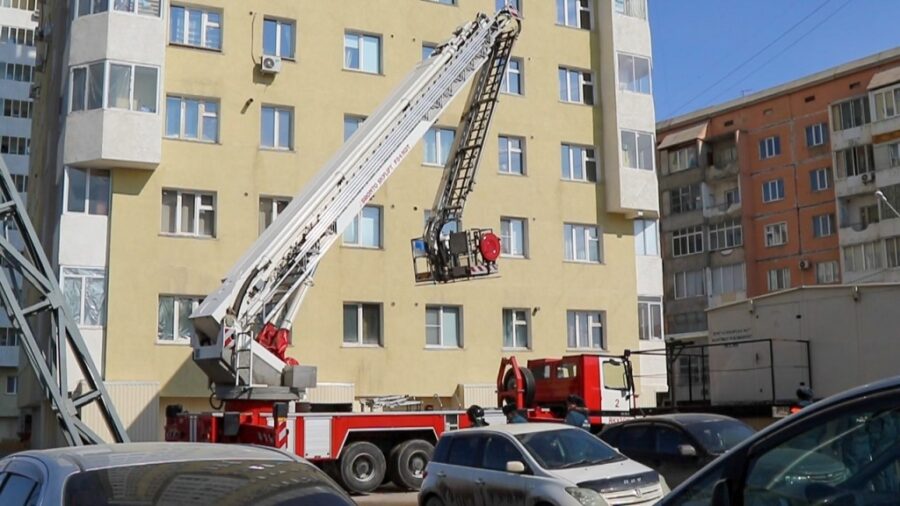 В Якутске прошли масштабные пожарно-тактические учения по ликвидации пожара в высотном здании