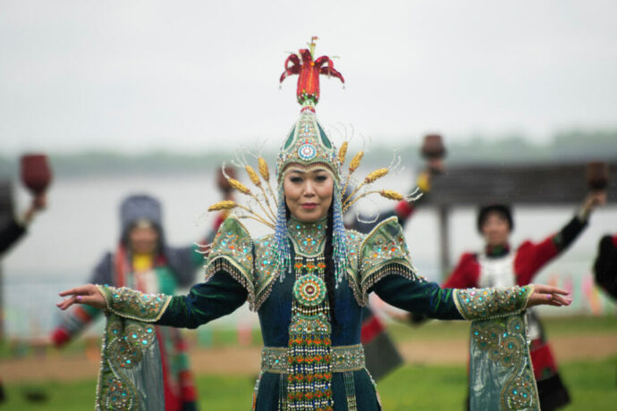 В Хабаровске с большим размахом отметили якутский национальный праздник Ысыах
