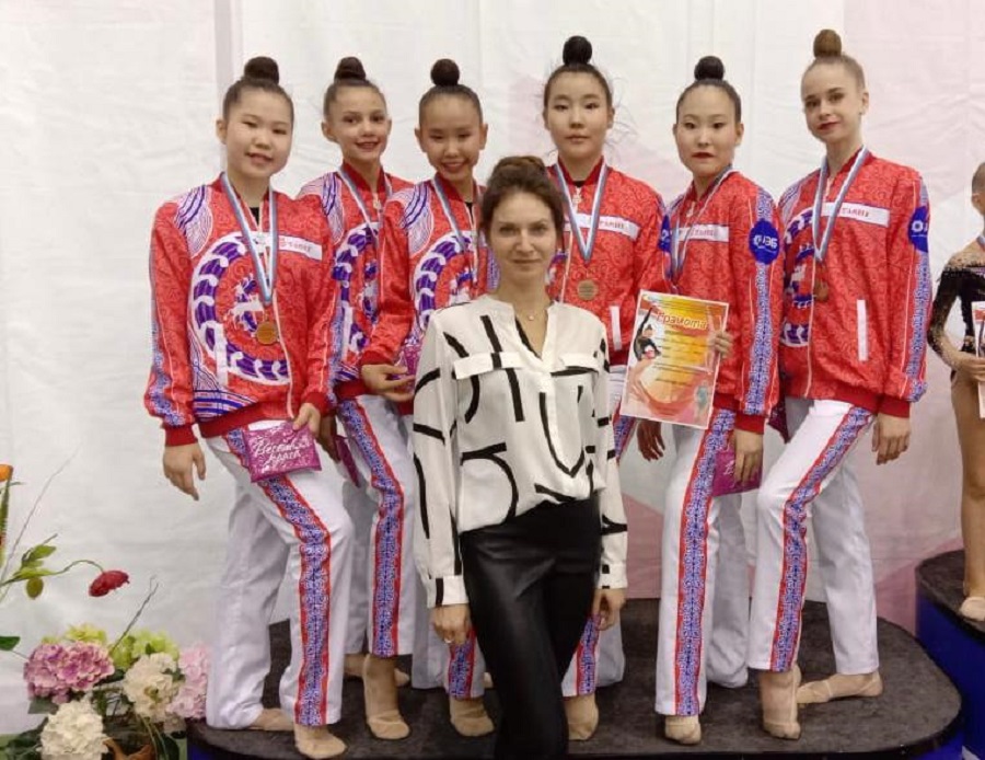 Сборная гимнасток Якутии завоевала бронзу республиканских соревнований Мордовии