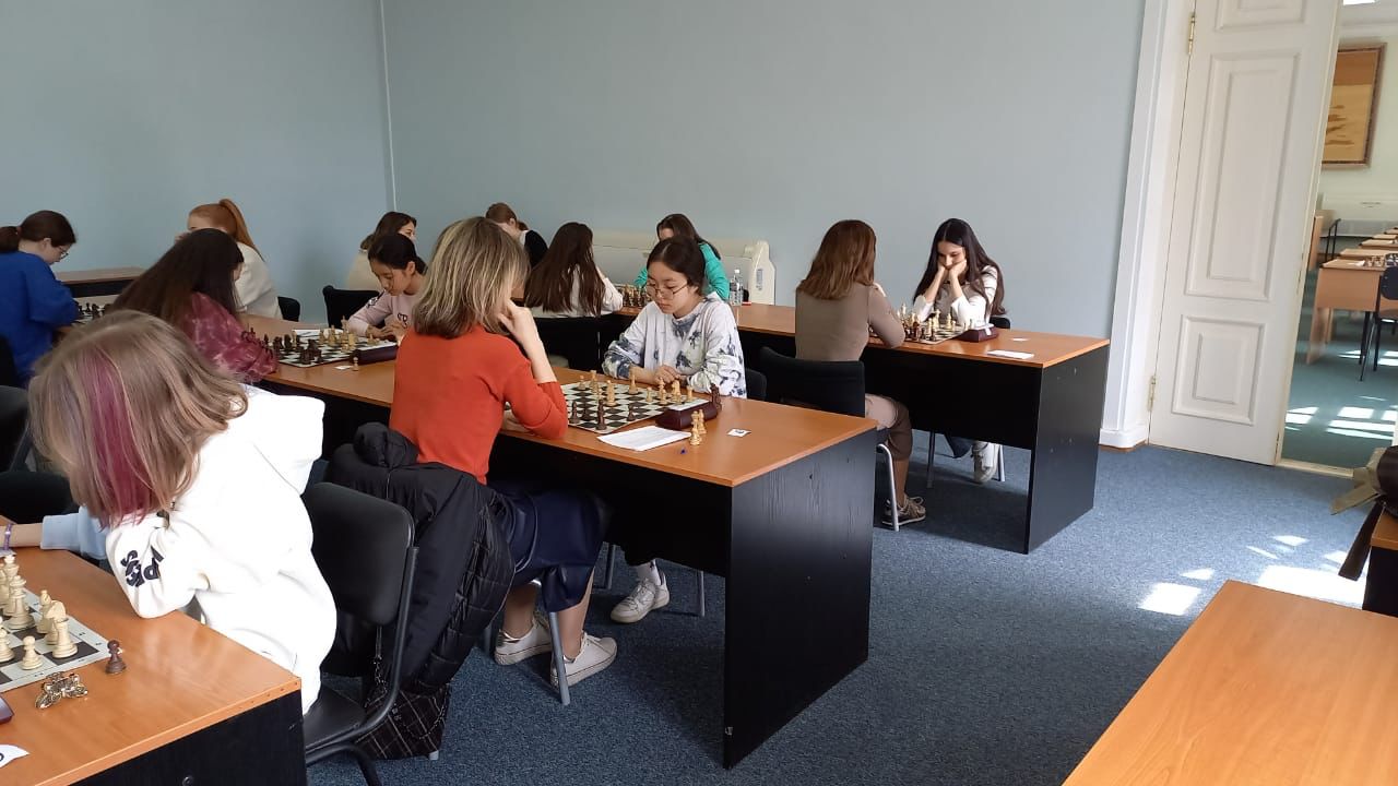 Юные шахматистки из Якутии стали чемпионками Дальнего Востока 