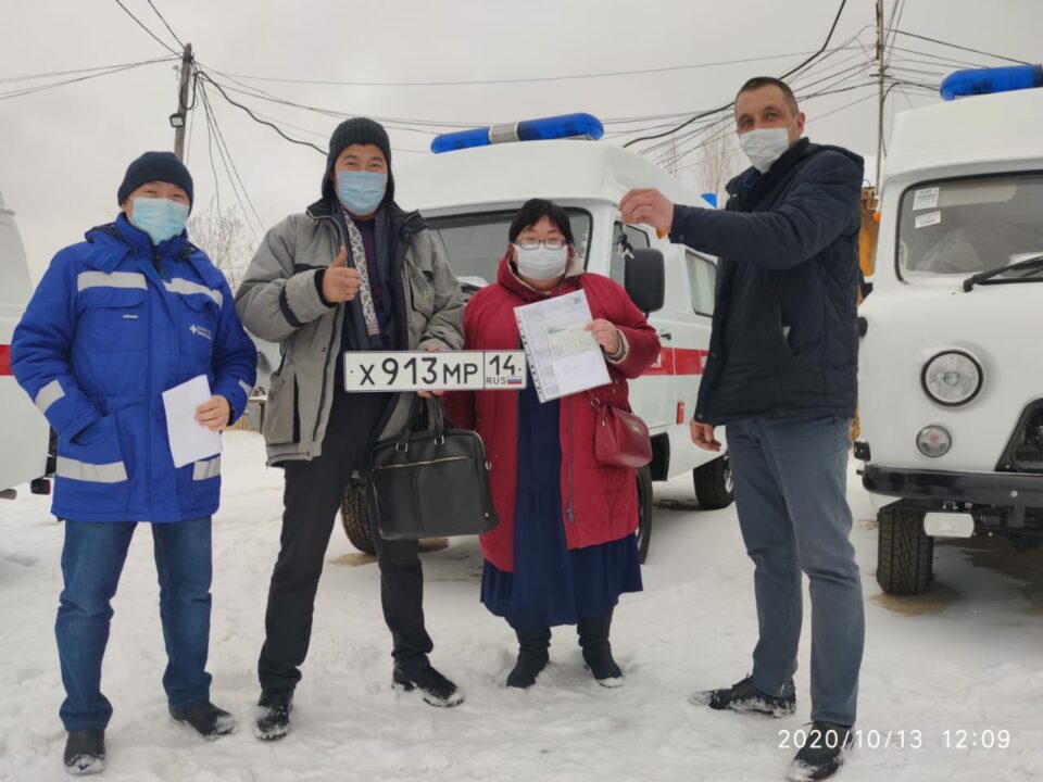 Еще 53 единицы медицинского автотранспорта закупят для больниц Якутии