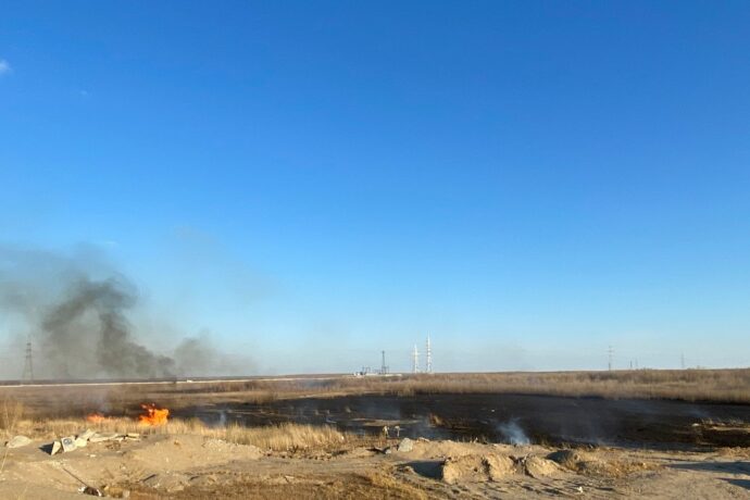 В Якутске потушили возгорание на Зеленом лугу