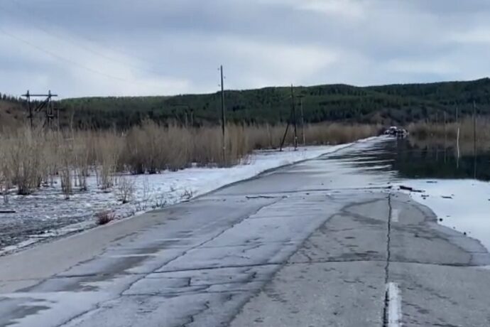 Открыто движение на участках автодорог «Нам» и «Борогон» в Якутии