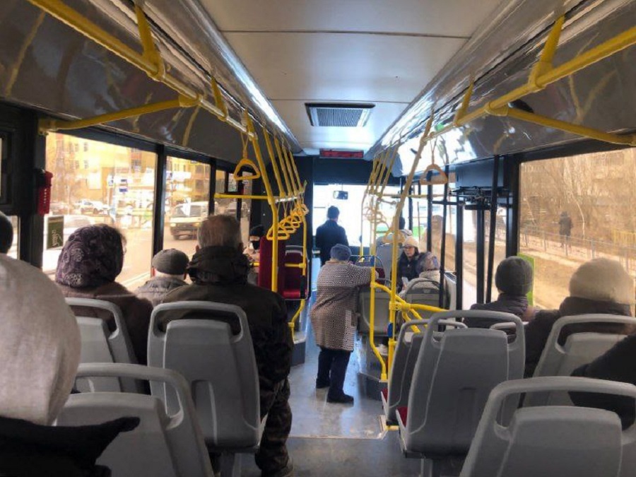 В Якутске новые автобусы вышли на пригородные маршруты