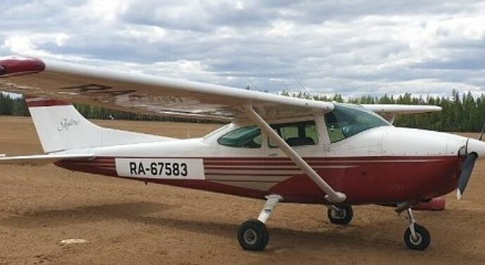 В Сунтарский улус Якутии прибыл самолет Cessna-182
