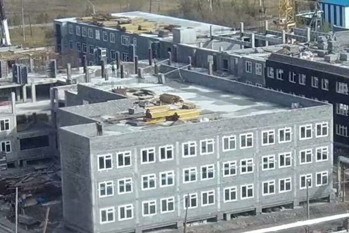 Строительство самой большой школы Якутии вышло на завершающий этап