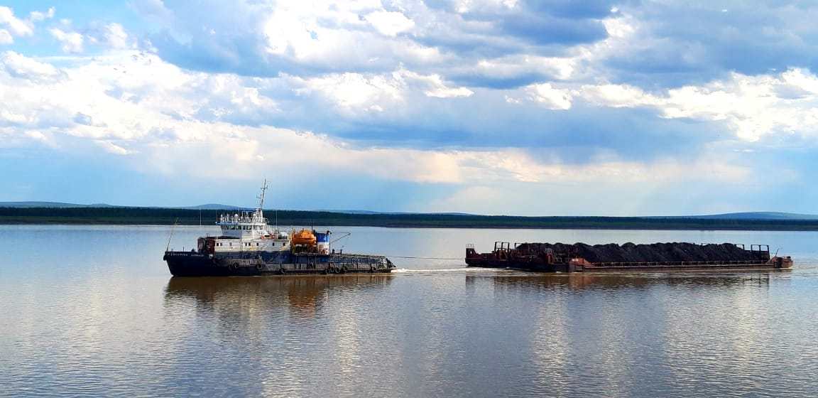 В Арктические районы Якутии доставлено более 183 тысяч тонн груза