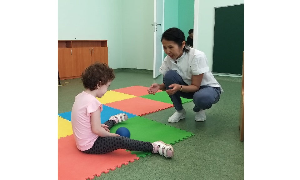 В Якутии реализуют новые программы реабилитации детей с ограниченными возможностями здоровья