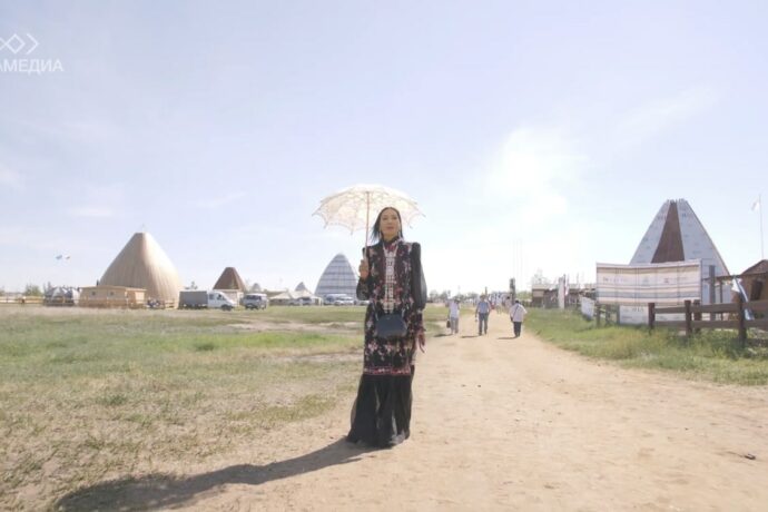 Видеообзор: якутяне рассказали, сколько денег потратили на наряды к Ысыаху
