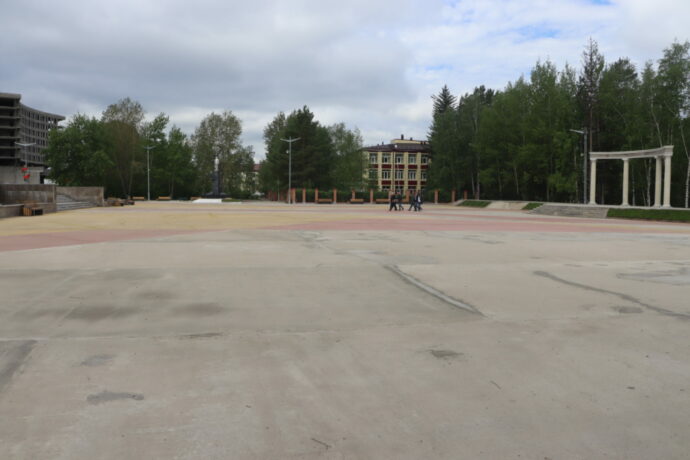 В якутском городе Ленске реконструируют площадь Ленина