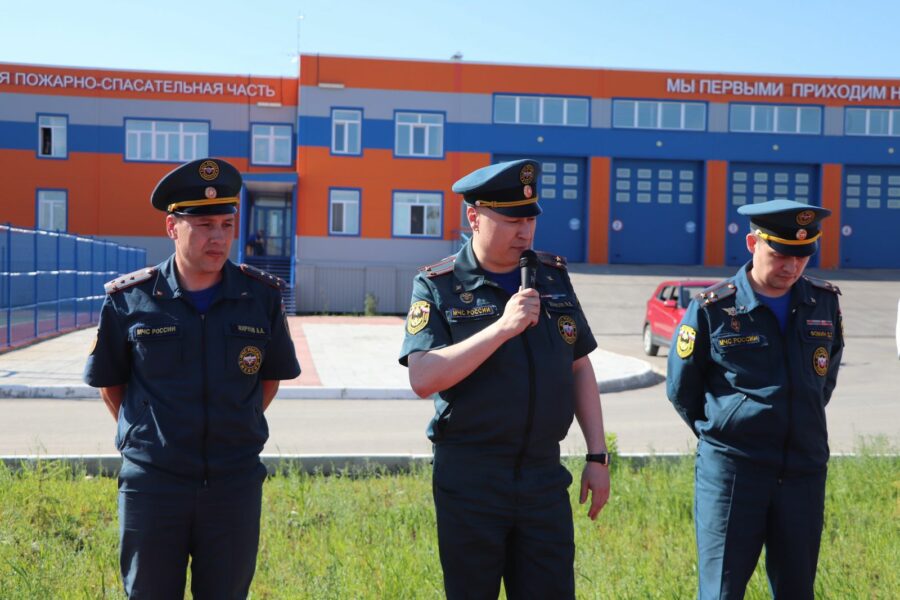 В Якутске проходят соревнования по пожарно-спасательному спорту