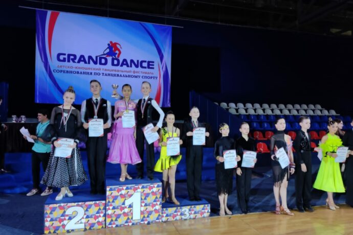 Юные спортсмены Якутии достойно выступили на «Grand Dance-2022» и «Кубке Мегаполиса-2022» в Москве