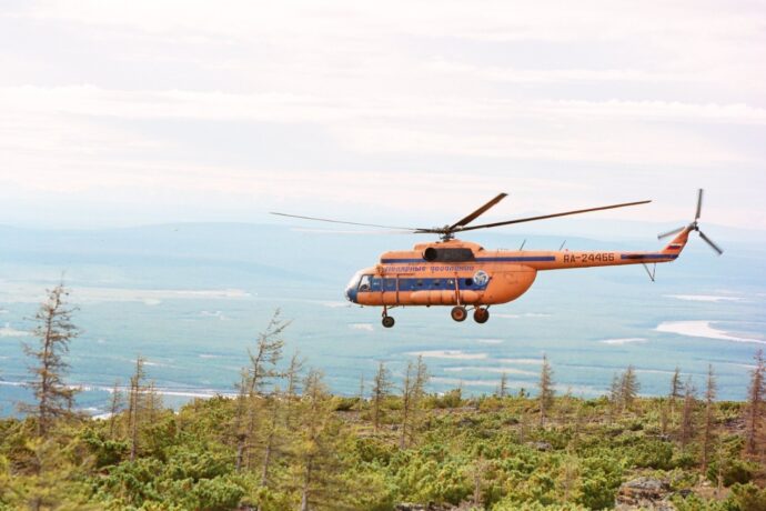 По факту жесткого приземления вертолета в Якутии возбуждено уголовное дело