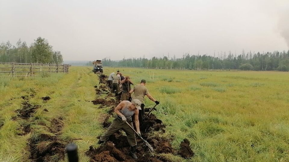 Специальные лесопожарные бригады защитят природные парки Якутии