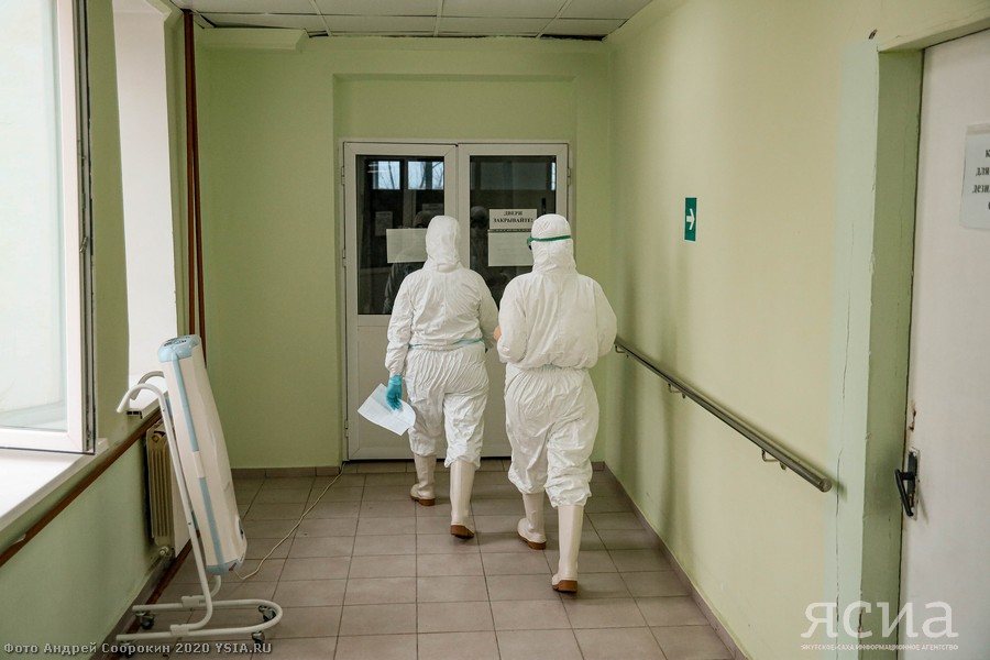 Девять человек с коронавирусом госпитализировали за сутки в Якутии